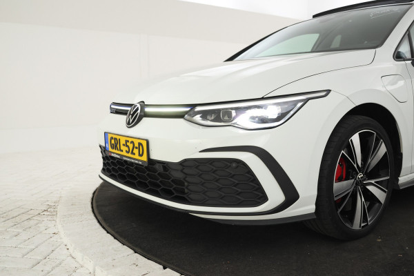 Volkswagen Golf 1.4 eHybrid GTE Panorama, Apple carplay, 18Inch.