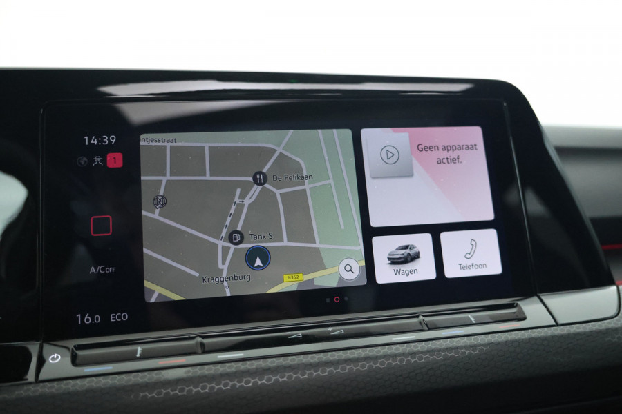 Volkswagen Golf 1.4 eHybrid GTE Panorama, Apple carplay, 18Inch.