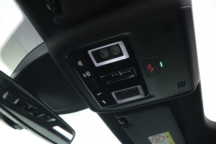 Volkswagen Golf 1.4 eHybrid GTE Panorama, Apple carplay, 18Inch.