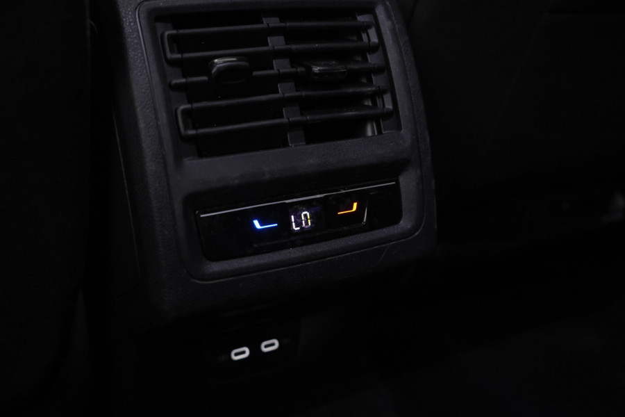 Volkswagen Golf 1.4 eHybrid GTE Panorama, Apple carplay, 18Inch.