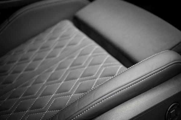 Audi A3 Sportback 40 TFSI e PHEV S Edition S-line 204pk S-Tronic|Virtual Cockpit|Kuipstoelen elektrisch|LED Matrix|Camera|Black|18