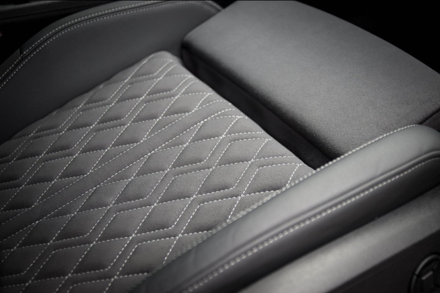 Audi A3 Sportback 40 TFSI e PHEV S Edition S-line 204pk S-Tronic|Virtual Cockpit|Kuipstoelen elektrisch|LED Matrix|Camera|Black|18