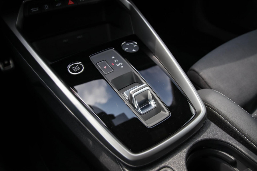 Audi A3 Sportback 40 TFSI e PHEV S Edition S-line 204pk S-Tronic|Virtual Cockpit|Kuipstoelen elektrisch|LED Matrix|Camera|Black|18