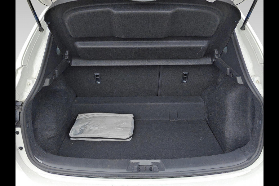 Nissan QASHQAI 1.3 DIG-T Acces Edition
