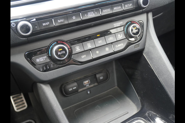 Kia Niro 1.6 GDi Hybrid ExecutiveLine | Trekhaak | Schuif/kantel Dak | Navi | Clima | Cruise |