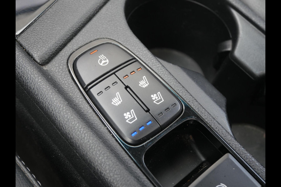 Kia Niro 1.6 GDi Hybrid ExecutiveLine | Trekhaak | Schuif/kantel Dak | Navi | Clima | Cruise |