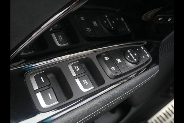 Kia Niro 1.6 GDi Hybrid ExecutiveLine | Trekhaak | Schuif/kantel Dak | Navi | Clima | Cruise |