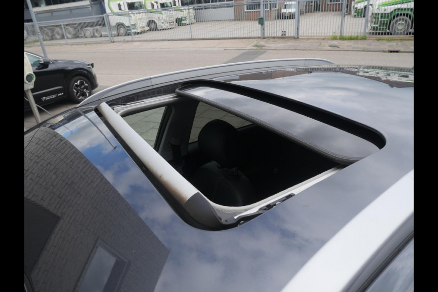 Kia Niro 1.6 GDi Hybrid ExecutiveLine | Trekhaak | Schuif/kantel Dak | Navi | Clima | Cruise |