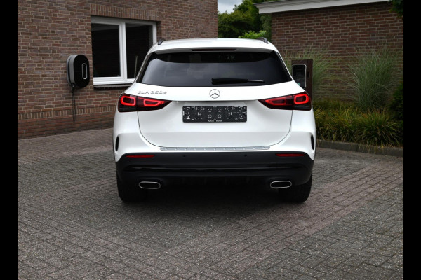 Mercedes-Benz GLA 250 e Business Solution AMG Limited Adaptive Keyless Camera Sfeerverlichting 19''