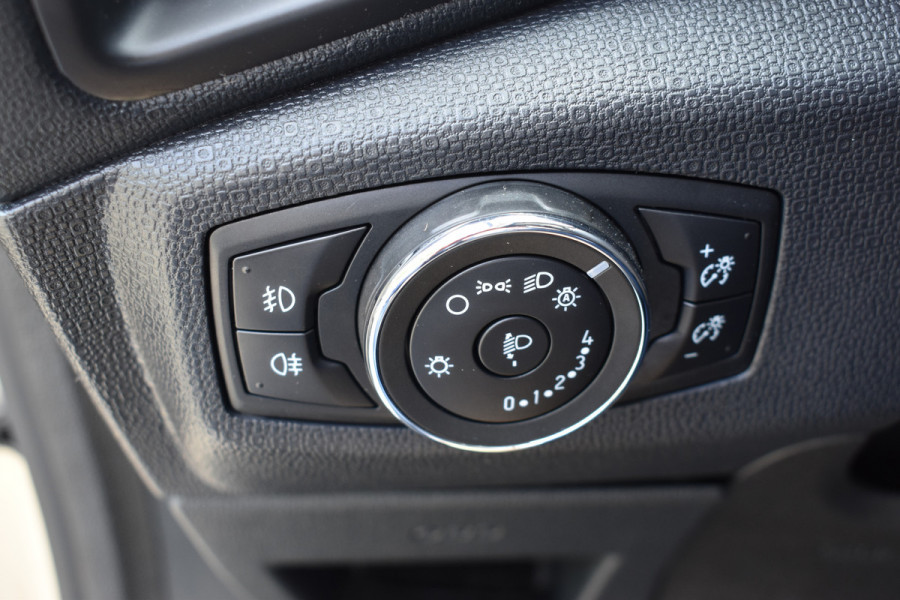 Ford EcoSport 1.0 EcoBoost Titanium Automaat / Camera / Carplay / Keyless / Trekhaak / Navi / Winter Pack /