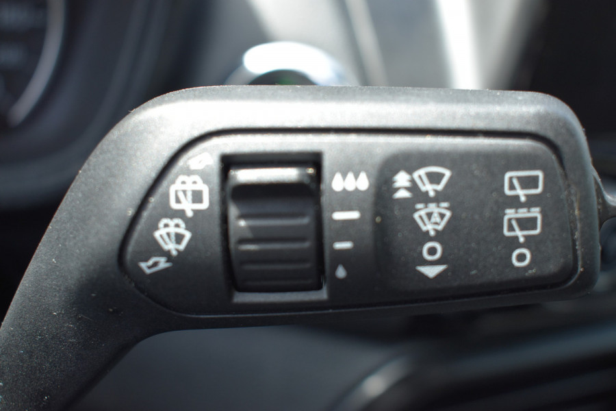 Ford EcoSport 1.0 EcoBoost Titanium Automaat / Camera / Carplay / Keyless / Trekhaak / Navi / Winter Pack /
