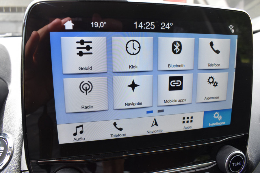 Ford EcoSport 1.0 EcoBoost Titanium Automaat / Camera / Carplay / Keyless / Trekhaak / Navi / Winter Pack /