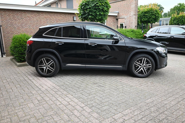 Mercedes-Benz GLA 250 e Progressive 218 PK Dealer o.h Widescreen Camera Elek Klep 18''