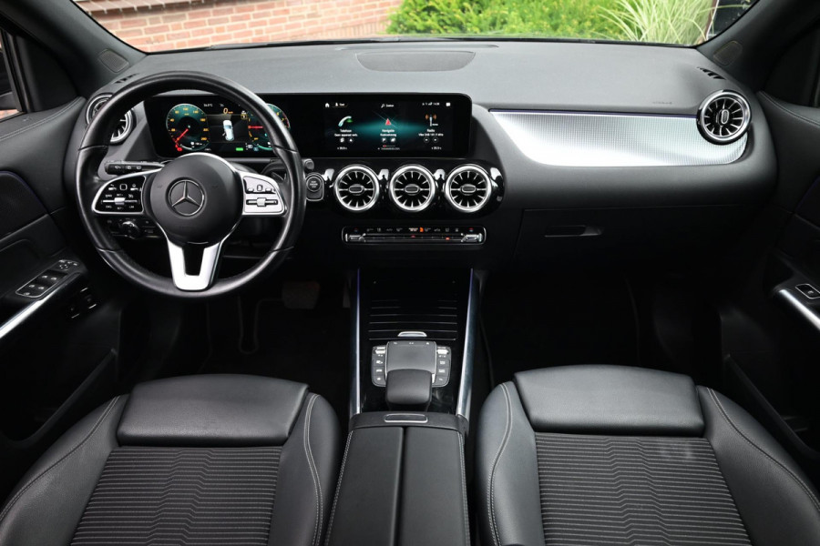 Mercedes-Benz GLA 250 e Progressive 218 PK Dealer o.h Widescreen Camera Elek Klep 18''