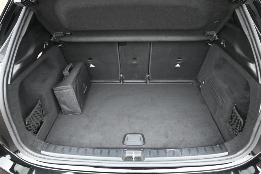 Mercedes-Benz GLA 250 e Progressive 218 PK Dealer o.h Widescreen Camera Elek Klep 18''