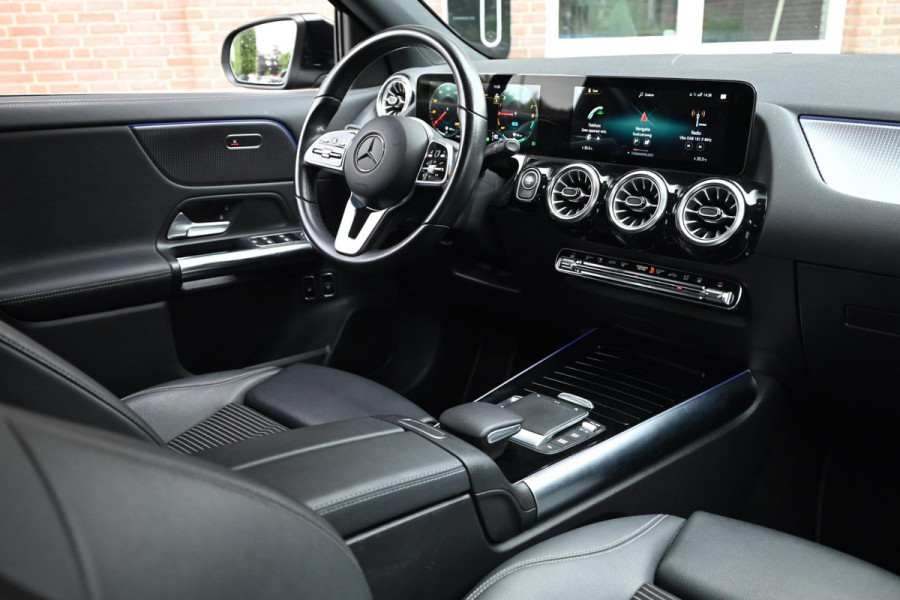 Mercedes-Benz GLA 250 e Progressive 218 PK Dealer o.h Widescreen Camera Elek Klep 18''