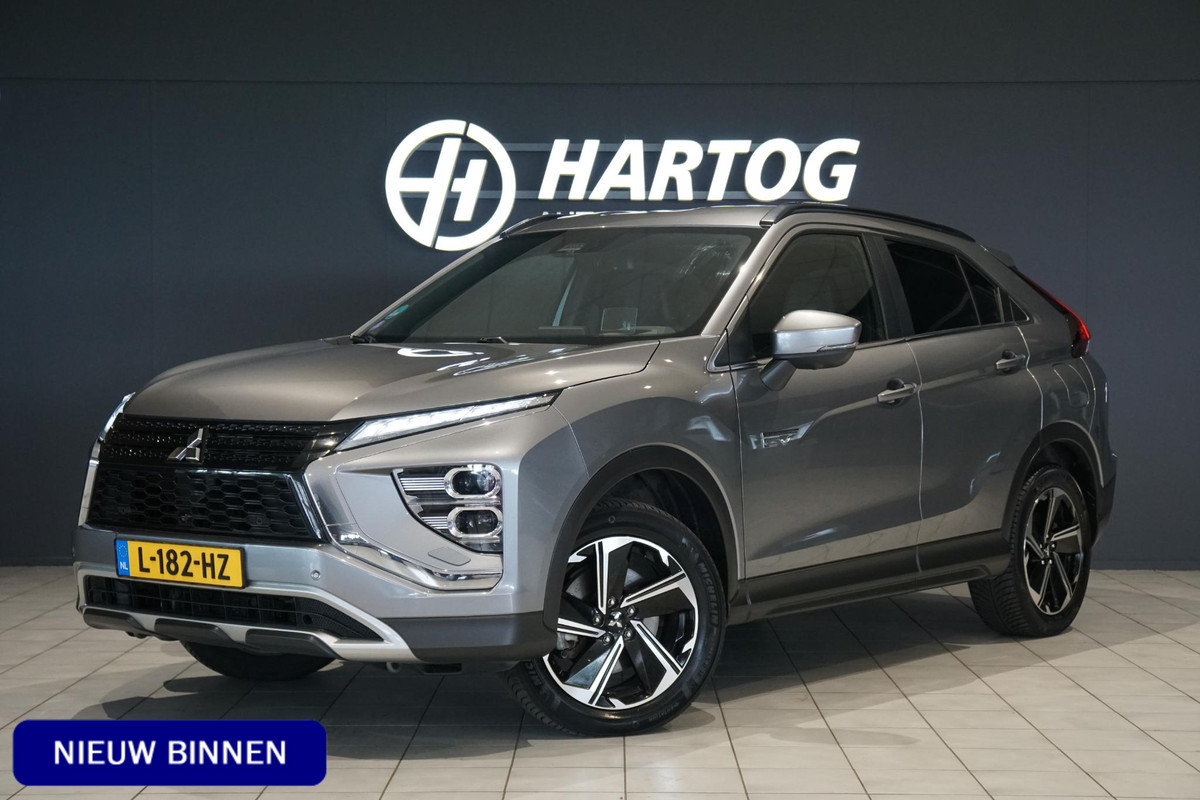 Mitsubishi Eclipse Cross 2.4 PHEV First Edition + HEAD-UP / 360 CAMERA / Mitsubishi Eclipse Cross 2.4 PHEV First Edition + HEAD-UP / 360 CAMERA /