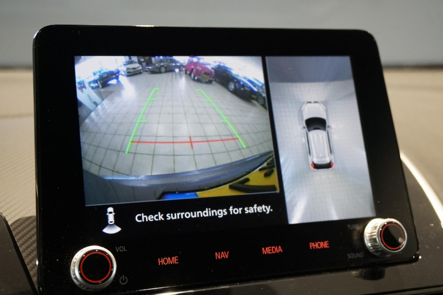 Mitsubishi Eclipse Cross 2.4 PHEV First Edition + HEAD-UP /  360 CAMERA /
