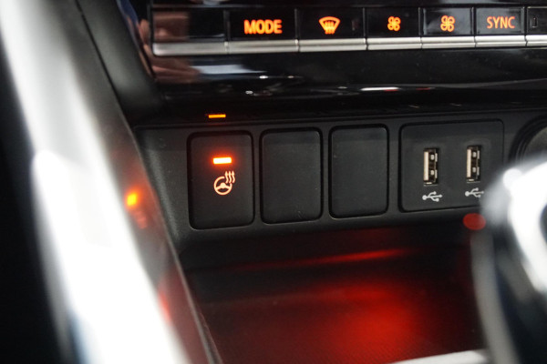 Mitsubishi Eclipse Cross 2.4 PHEV First Edition + HEAD-UP /  360 CAMERA /