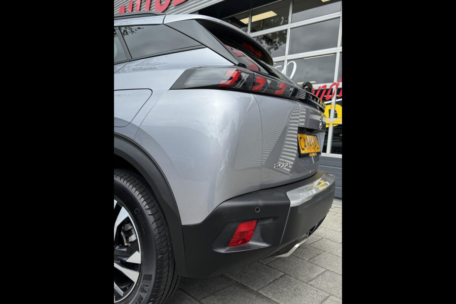 Peugeot 2008 1.2 PureTech Allure 131PK - Navigatie I LED/PDC I Achteruitrij camera I Airco I Sport velgen I Dealer onderhouden