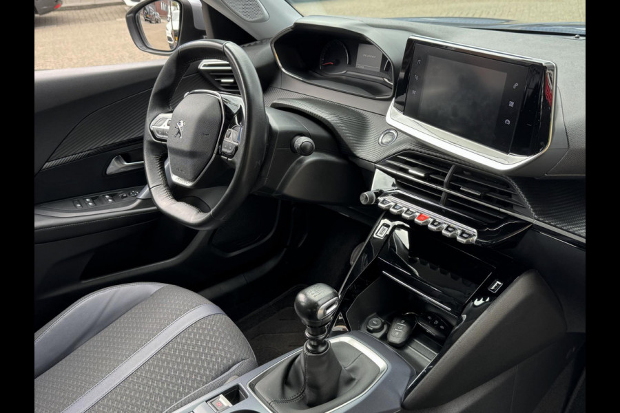 Peugeot 2008 1.2 PureTech Allure 131PK - Navigatie I LED/PDC I Achteruitrij camera I Airco I Sport velgen I Dealer onderhouden