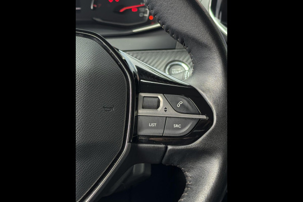 Peugeot 2008 1.2 PureTech Allure 131PK - Navigatie I LED/PDC I Achteruitrij camera I Airco I Sport velgen I Dealer onderhouden