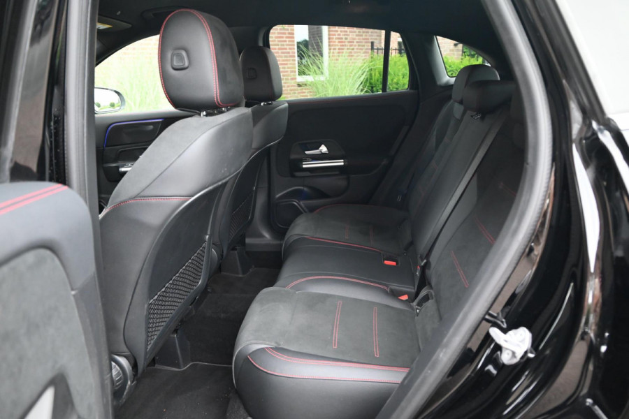 Mercedes-Benz GLA 250 e Business Solution AMG Limited 1e Eig 218 PK Widescreen Sfeerverlichting Camera 19''