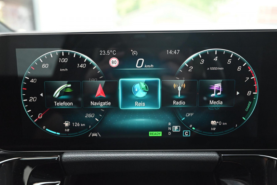 Mercedes-Benz GLA 250 e Business Solution AMG Limited 1e Eig 218 PK Widescreen Sfeerverlichting Camera 19''