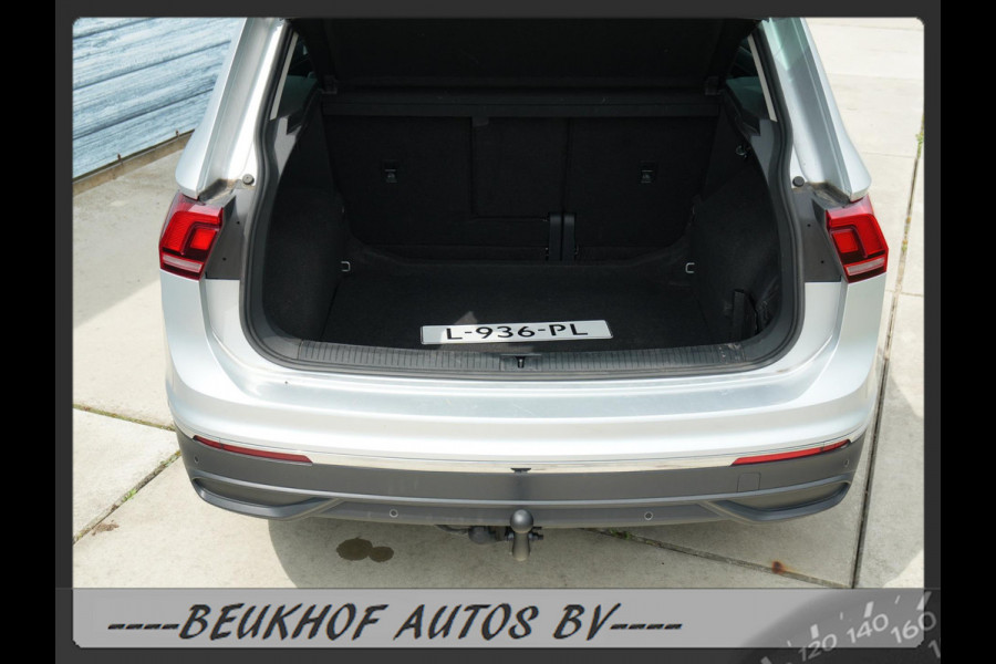 Volkswagen Tiguan 1.5 TSI Face Lift Trekhaak Carplay Navi