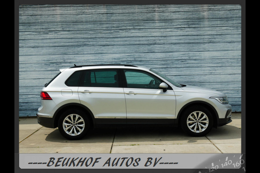 Volkswagen Tiguan 1.5 TSI Face Lift Trekhaak Carplay Navi