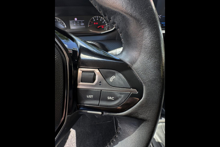 Peugeot 208 1.2 PureTech Active Pack - Apple CarPlay / Navigatie I Airco I LED I PDC I 35.000 KM -Dealer onderhouden