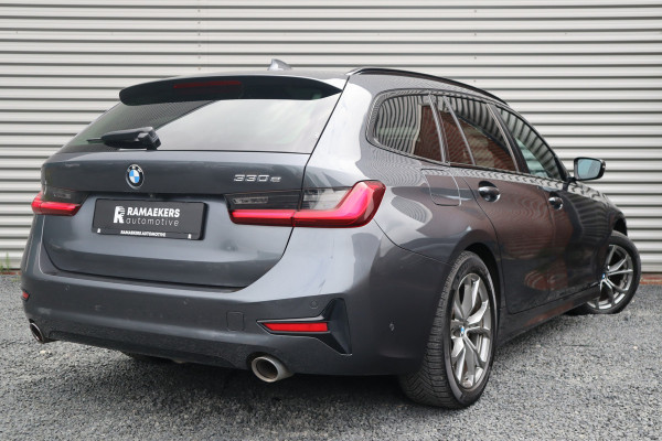 BMW 3 Serie Touring 330e Business Edition Plus Harman Kardon / Camera / Trekhaak /