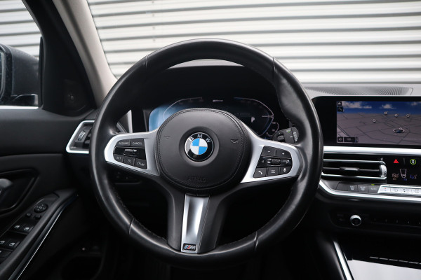 BMW 3 Serie Touring 330e Business Edition Plus Harman Kardon / Camera / Trekhaak /
