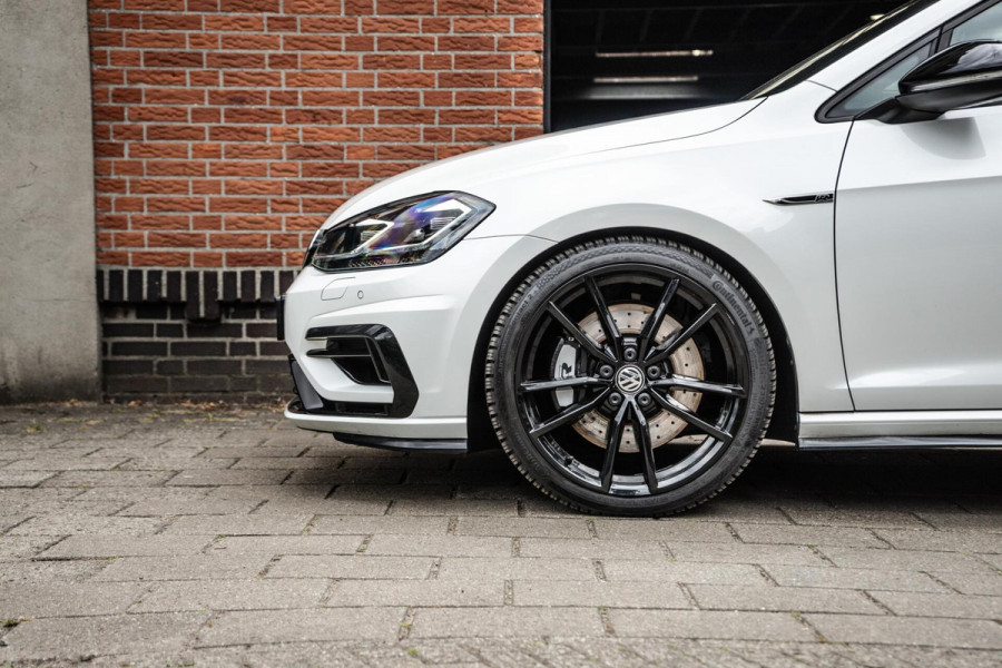 Volkswagen Golf 2.0 TSI 4Motion R Pano / Dyn / DCC