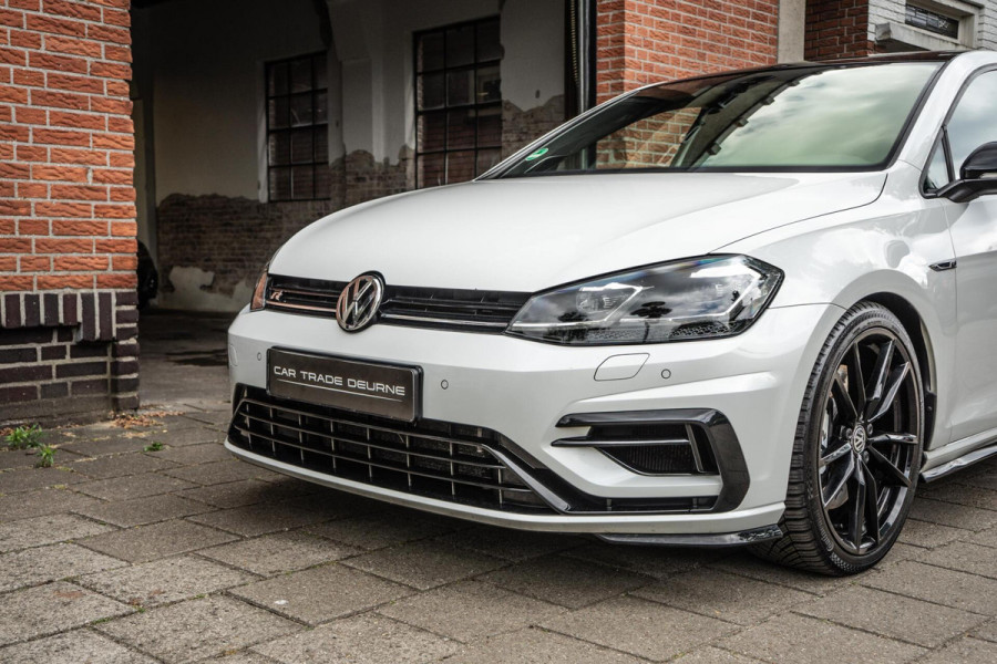 Volkswagen Golf 2.0 TSI 4Motion R Pano / Dyn / DCC