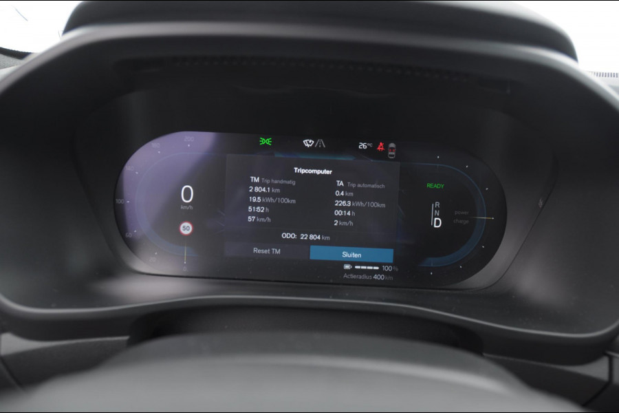 Volvo XC40 232PK Automaat Recharge Ultimate 70 KwH / Trekhaak / Adaptieve cruise control / BLIS / Parkeersensoren met 360 camera / Elektrische stoelen / Apple carplay / elektrische achterklep / Harman kardon audio