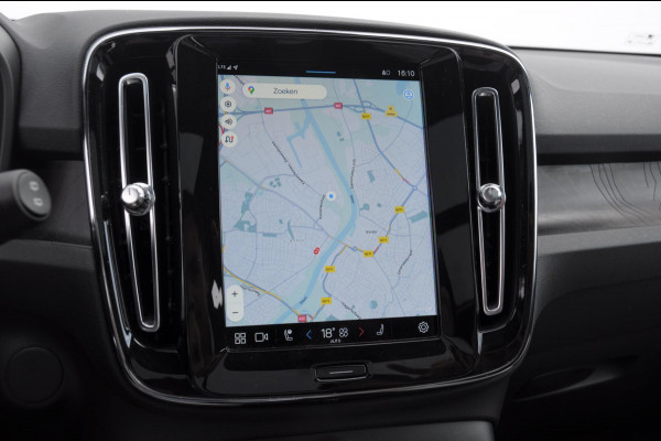 Volvo XC40 232PK Automaat Recharge Ultimate 70 KwH / Trekhaak / Adaptieve cruise control / BLIS / Parkeersensoren met 360 camera / Elektrische stoelen / Apple carplay / elektrische achterklep / Harman kardon audio