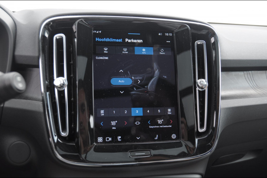 Volvo XC40 232PK Automaat Recharge Ultimate 70 KwH / Trekhaak / Adaptieve cruise control / BLIS / Parkeersensoren met 360 camera / Elektrische stoelen / Apple carplay / elektrische achterklep / Harman kardon audio