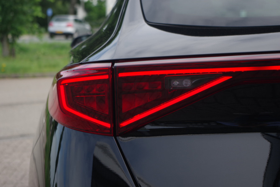 CUPRA Formentor 1.4 e-Hybrid VZ 245 PK Copper Edition PHEV, Carplay, Groot-Navigatie, Adap. Cruise Control