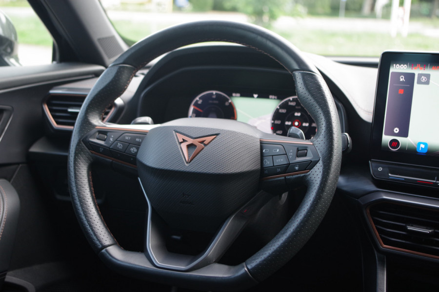 CUPRA Formentor 1.4 e-Hybrid VZ 245 PK Copper Edition PHEV, Carplay, Groot-Navigatie, Adap. Cruise Control