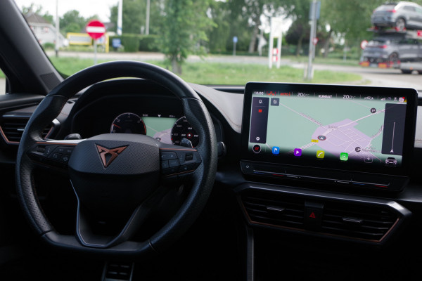 CUPRA Formentor 1.4 e-Hybrid VZ 245 PK Copper Edition PHEV, Carplay, Groot-Navigatie, Adap. Cruise Control