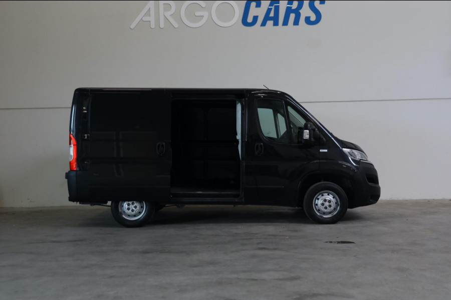 Citroën Jumper 2.2 BlueHDi ZWART 120PK BJ 2024 L2/H1 TREKHAAK AIRCO CAMERA CRUISE CONTROL LEASE V/A €99,- p.m. INRUIL MOGELIJK