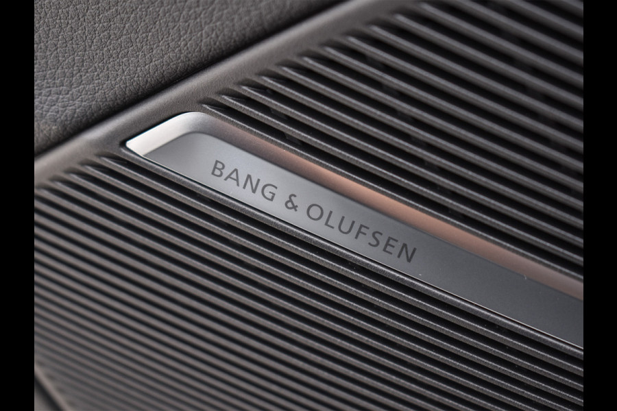 Audi Q8 60 TFSI e QUATTRO PRO LINE S COMPETITION | PANORAMADAK | EXCLUSIVE INTERIOR | BANG&OLUFSEN | HEAD-UP | TREKHAAK | SOFT-CLOSE | M