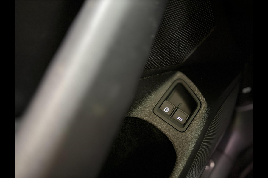 Volkswagen Passat Variant 1.4 TSI Hybride 218PK DSG|Pano|Nardo Grey Trekhaak|Navi|Virtual Cockpit|Carplay