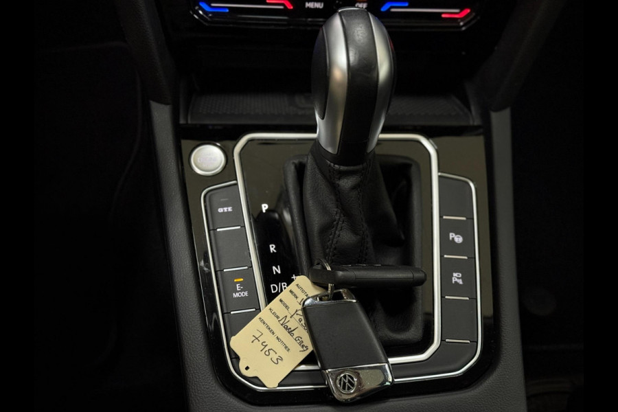 Volkswagen Passat Variant 1.4 TSI Hybride 218PK DSG|Pano|Nardo Grey Trekhaak|Navi|Virtual Cockpit|Carplay