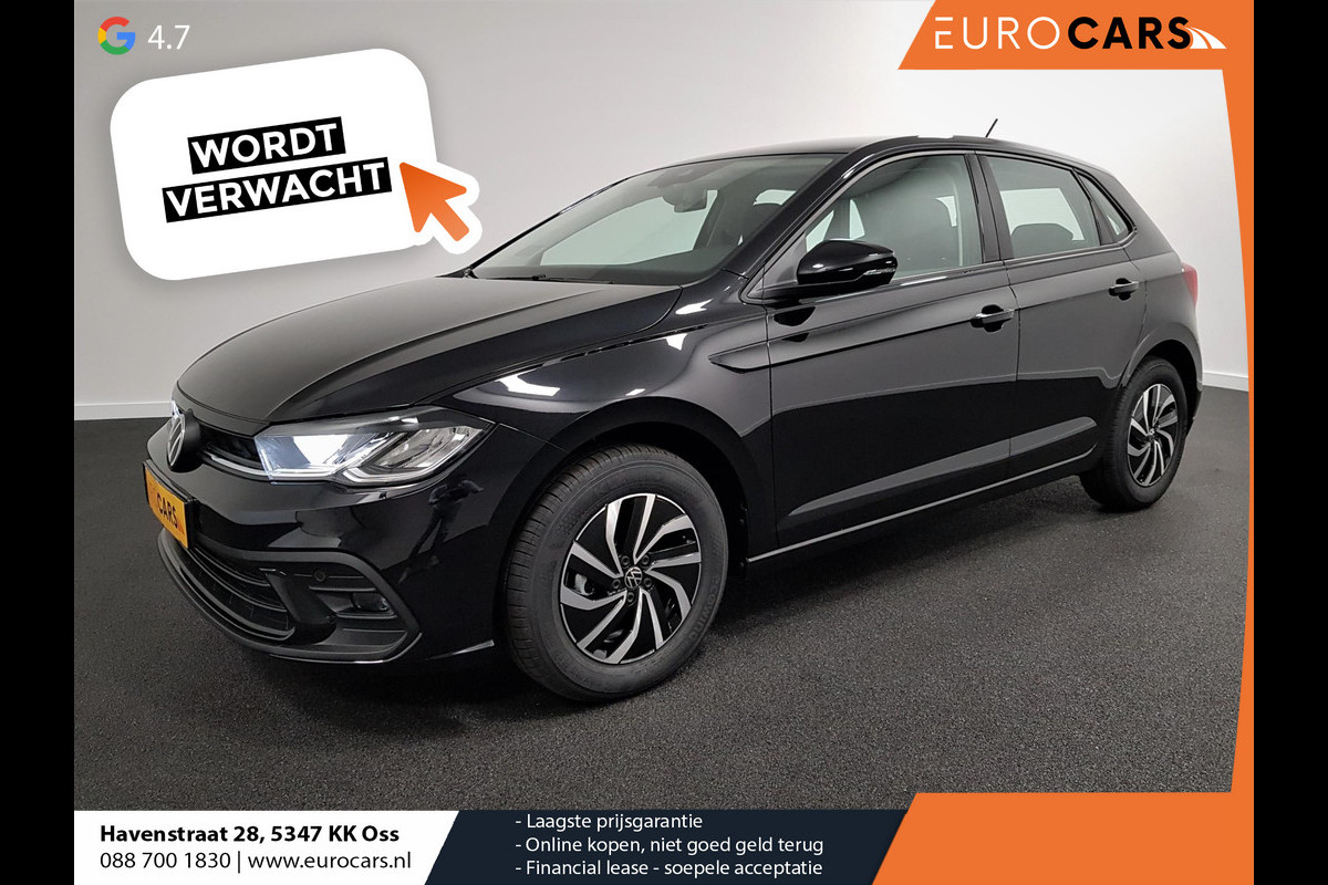 Volkswagen Polo 1.0 TSI Life Automaat Navigatie Digitale Cockpit Airco Parkeer sensoren V+A LED Lichtmetalen Velgen Volkswagen Polo 1.0 TSI Life Automaat Navigatie Digitale Cockpit Airco Parkeer sensoren V+A LED Lichtmetalen Velgen