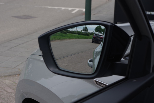 Škoda Karoq 1.5 TSI ACT 150 PK Sportline Bns, Adap. Cruise Control, Camera, Carplay