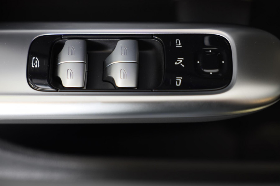 Mercedes-Benz C-Klasse 300 e 4MATIC AMG 63 Look / Acc / Memory / Burmester / Head Up / 360 Camera / Leder / Navi / Led / 20 Inch