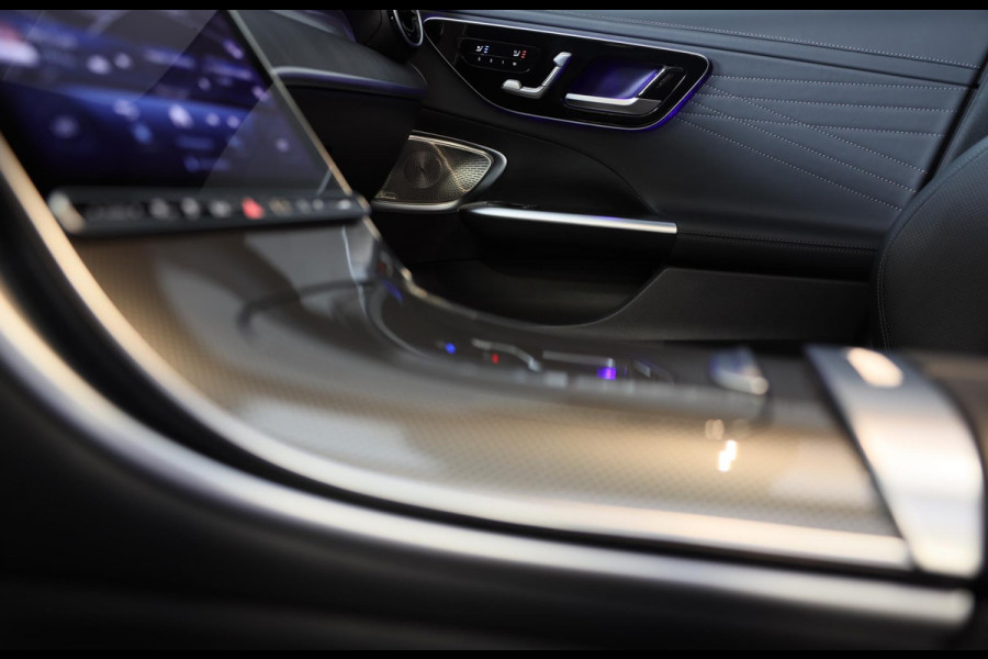 Mercedes-Benz C-Klasse 300 e 4MATIC AMG 63 Look / Acc / Memory / Burmester / Head Up / 360 Camera / Leder / Navi / Led / 20 Inch