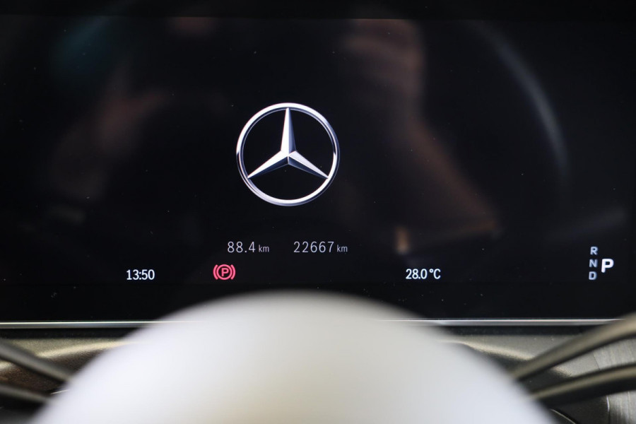 Mercedes-Benz C-Klasse 300 e 4MATIC AMG 63 Look / Acc / Memory / Burmester / Head Up / 360 Camera / Leder / Navi / Led / 20 Inch